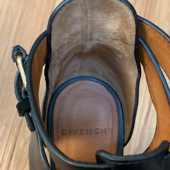 Givenchy Corinne Huarache Leather Sandal Wedges - Picture 14 of 16